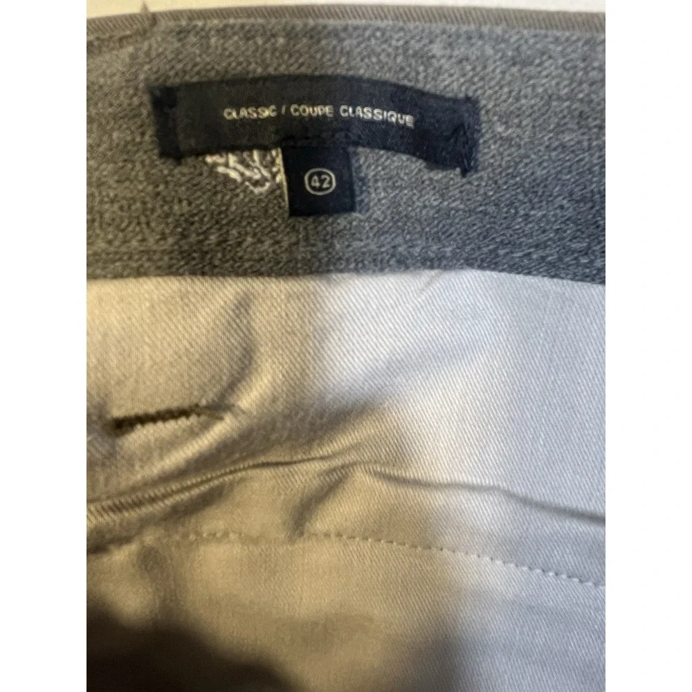 Dockers Men's Classic Fit Workday Khaki Waterless Stretch Pants 42x30 Brown
